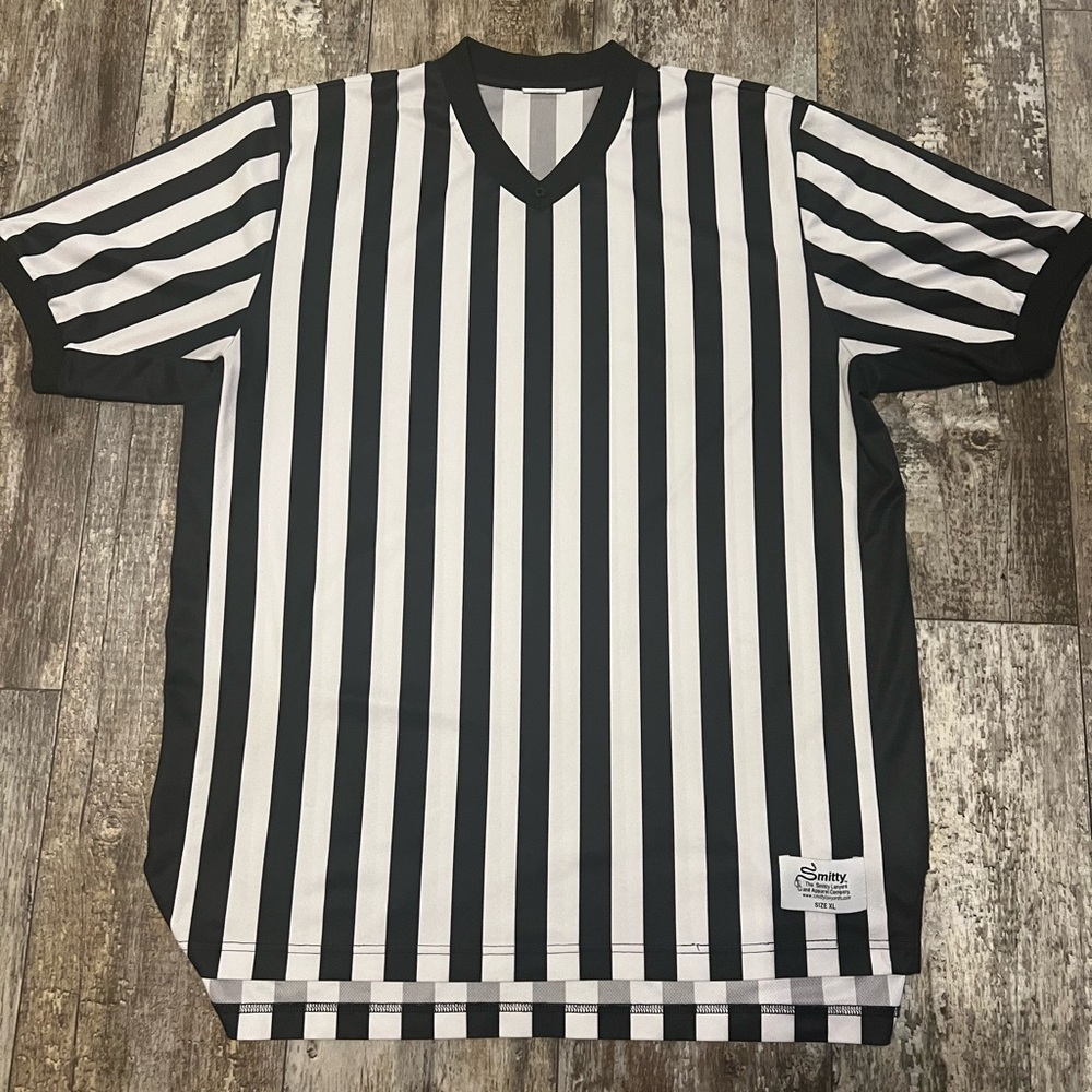Smitty referee shirt size XL